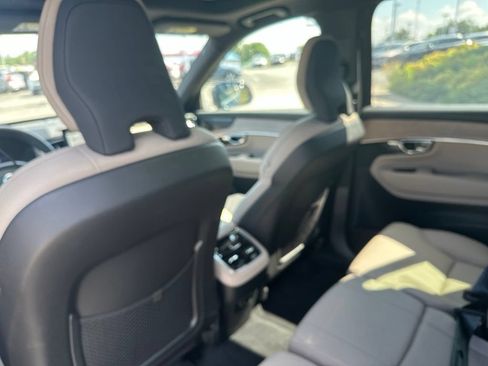 Used 2026 Volvo XC90 B6 Plus AWD/4WD image 32