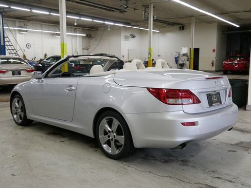 Used 2011 Lexus IS 250C RWD image 4