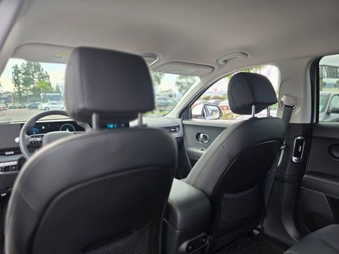 Certified 2025 Hyundai Ioniq 5 SEL image 16