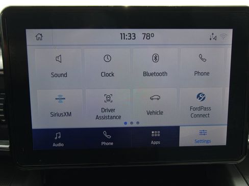 Used 2021 Ford Explorer XLT w/ Equipment Group 202A AWD/4WD image 33