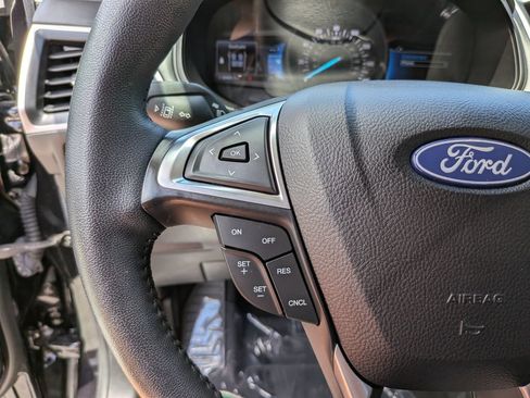 Certified 2024 Ford Edge SEL w/ Sport Appearance Package AWD/4WD image 34