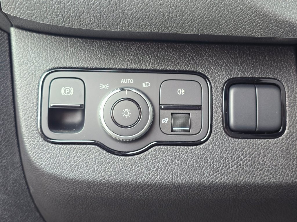 New 2026 Mercedes-Benz Sprinter 2500 image 32