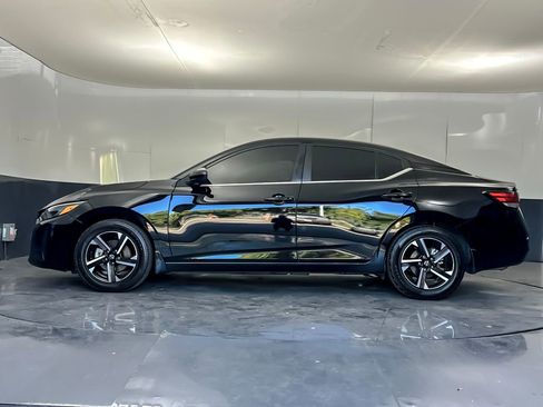 Used 2024 Nissan Sentra SV FWD image 6