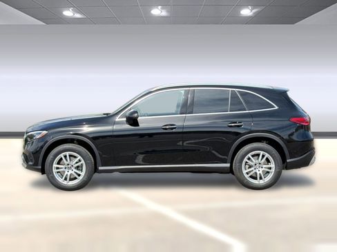 New 2026 Mercedes-Benz GLC 300 image 2