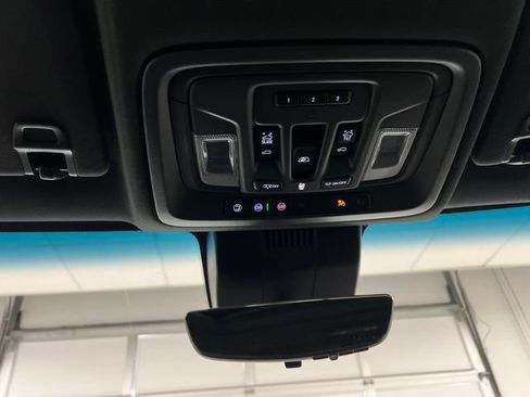 Used 2024 GMC Sierra 3500 AT4 w/ AT4 Premium Plus Package AWD/4WD image 40