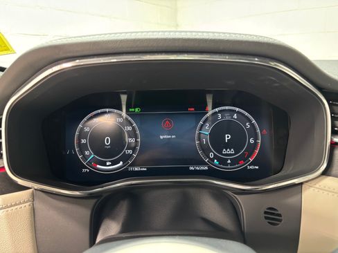 Used 2026 Jaguar F-PACE R-Dynamic S AWD/4WD image 18