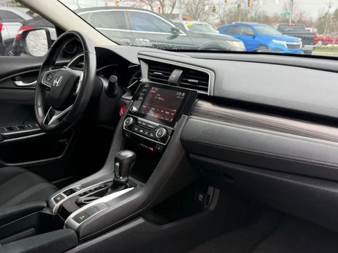 Used 2020 Honda Civic EX image 13