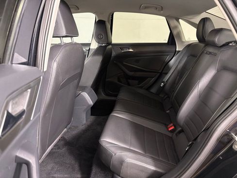 Used 2024 Volkswagen Jetta SE FWD image 40