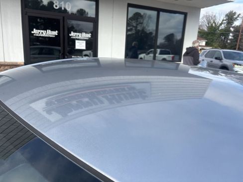 Used 2018 Honda Accord LX image 12