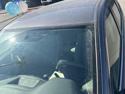 Used 2016 Honda CR-V LX image 21