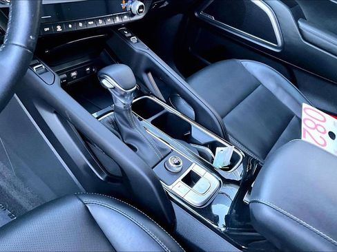 Used 2025 Kia Telluride S image 10