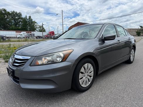 Used 2012 Honda Accord LX image 7