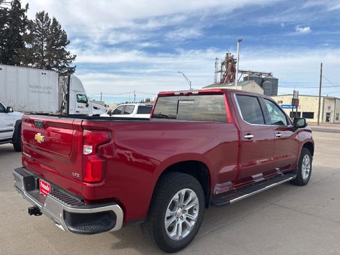Used 2025 Chevrolet Silverado 1500 LTZ w/ LTZ Premium Package image 8