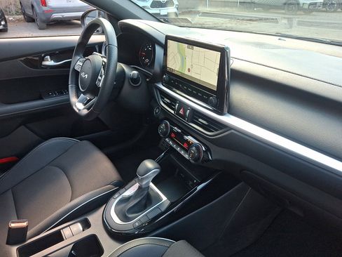 Used 2023 Kia Forte GT-Line w/ GT-Line Premium Package image 14