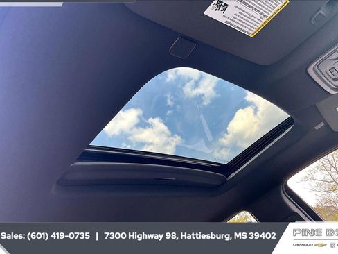 New 2026 Chevrolet Silverado 1500 LTZ w/ Z71 Off-Road Package AWD/4WD image 17