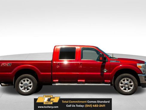 Used 2016 Ford F250 Lariat w/ Lariat Ultimate Package AWD/4WD image 5