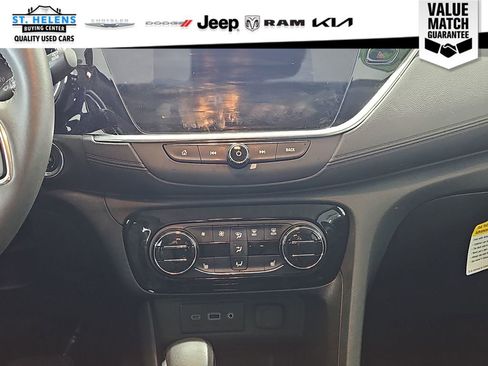 Used 2023 Buick Encore GX Select w/ Sport Touring Package AWD/4WD image 26