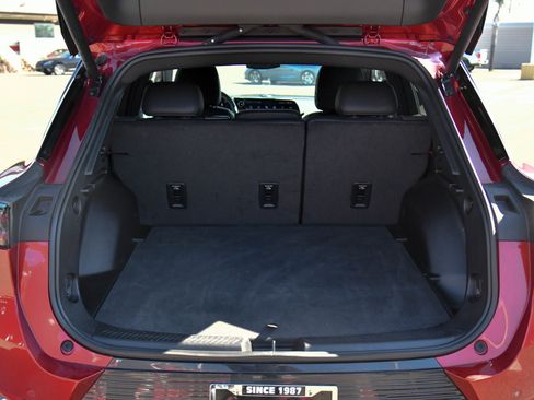 Used 2024 Chevrolet Equinox EV LT w/ LPO, Trailering Package image 46