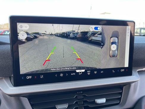 New 2026 Ford Explorer ST-Line w/ ST-Line Street Pack image 9