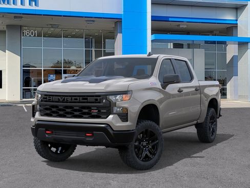 New 2026 Chevrolet Silverado 1500 Custom Trail Boss w/ LPO, Dark Essentials Package AWD/4WD image 6