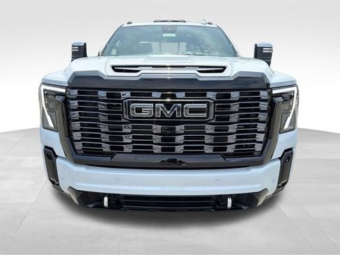New 2026 GMC Sierra 2500 Denali Ultimate AWD/4WD image 2