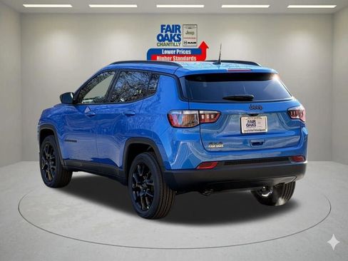 New 2026 Jeep Compass Latitude w/ Sun and Sound Group AWD/4WD image 8