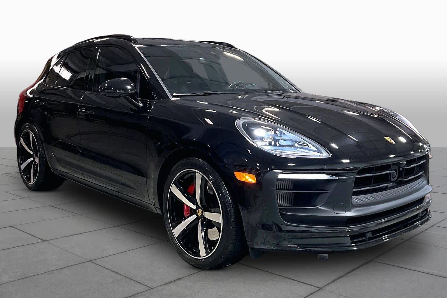 Used 2023 Porsche Macan GTS AWD/4WD image 2