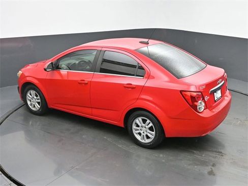 Used 2016 Chevrolet Sonic LT image 40