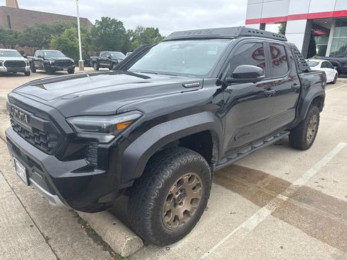 Used 2024 Toyota Tacoma 4x4 Double Cab Hybrid image 1