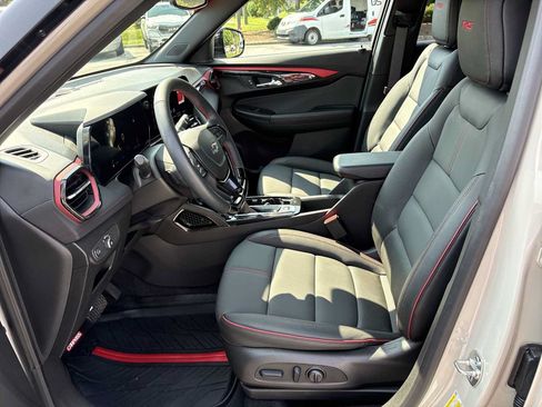 Used 2026 Chevrolet TrailBlazer RS w/ Convenience Package FWD image 19