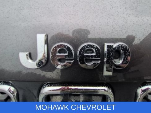 Used 2023 Jeep Compass Latitude AWD/4WD image 29