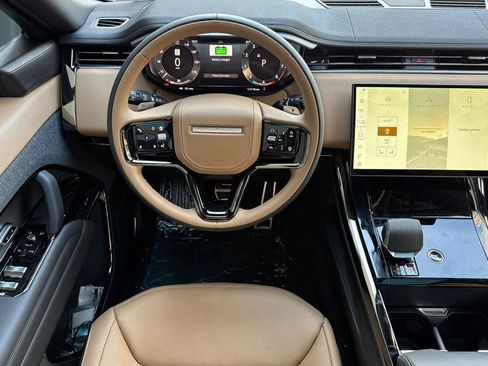 New 2026 Land Rover Range Rover Sport Dynamic SE AWD/4WD image 12