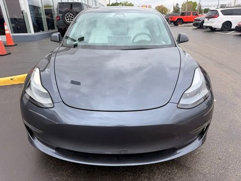 Used 2022 Tesla Model 3 Long Range image 2