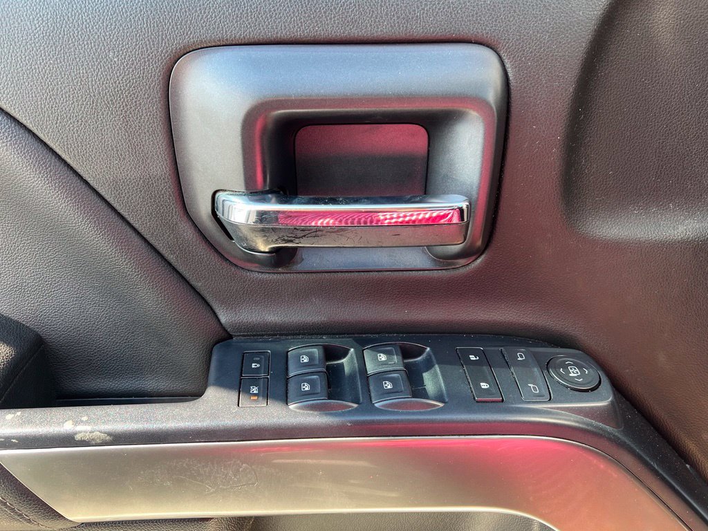 Used 2018 Chevrolet Silverado 1500 LT w/ LT Eassist Package RWD image 24