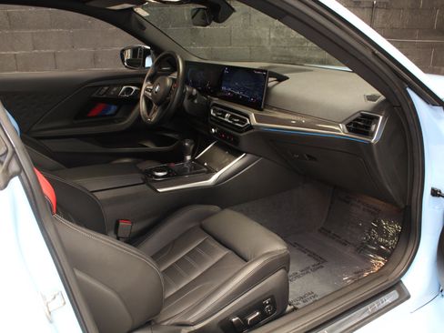 Used 2024 BMW M2 RWD image 40
