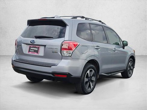 Used 2017 Subaru Forester 2.5i Premium w/ Popular Package #2A AWD/4WD image 5