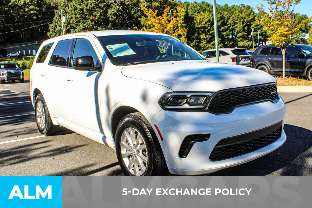 Used 2025 Dodge Durango GT RWD image 3