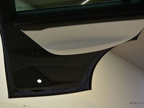 Used 2019 Tesla Model X 100D image 10