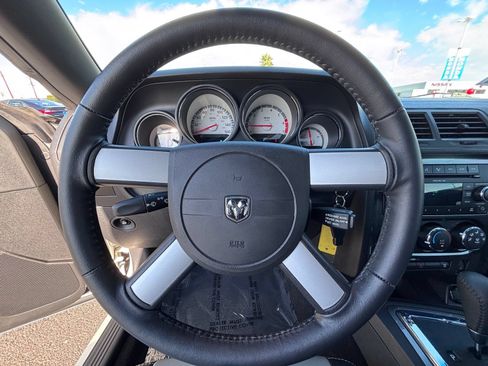 Used 2009 Dodge Challenger R/T RWD image 24