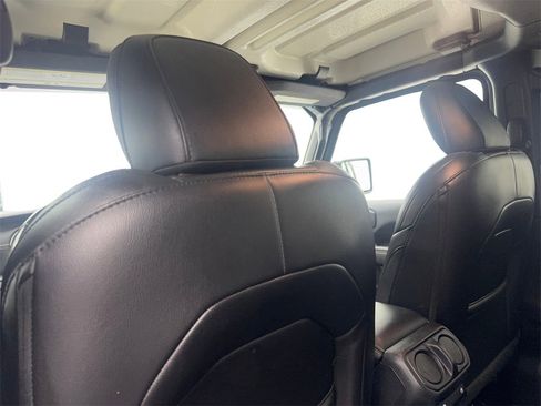 Used 2021 Jeep Wrangler Unlimited Sahara w/ Cold Weather Group image 37