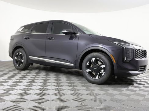 Certified 2026 Kia Sportage LX w/ LX Convenience Package image 3