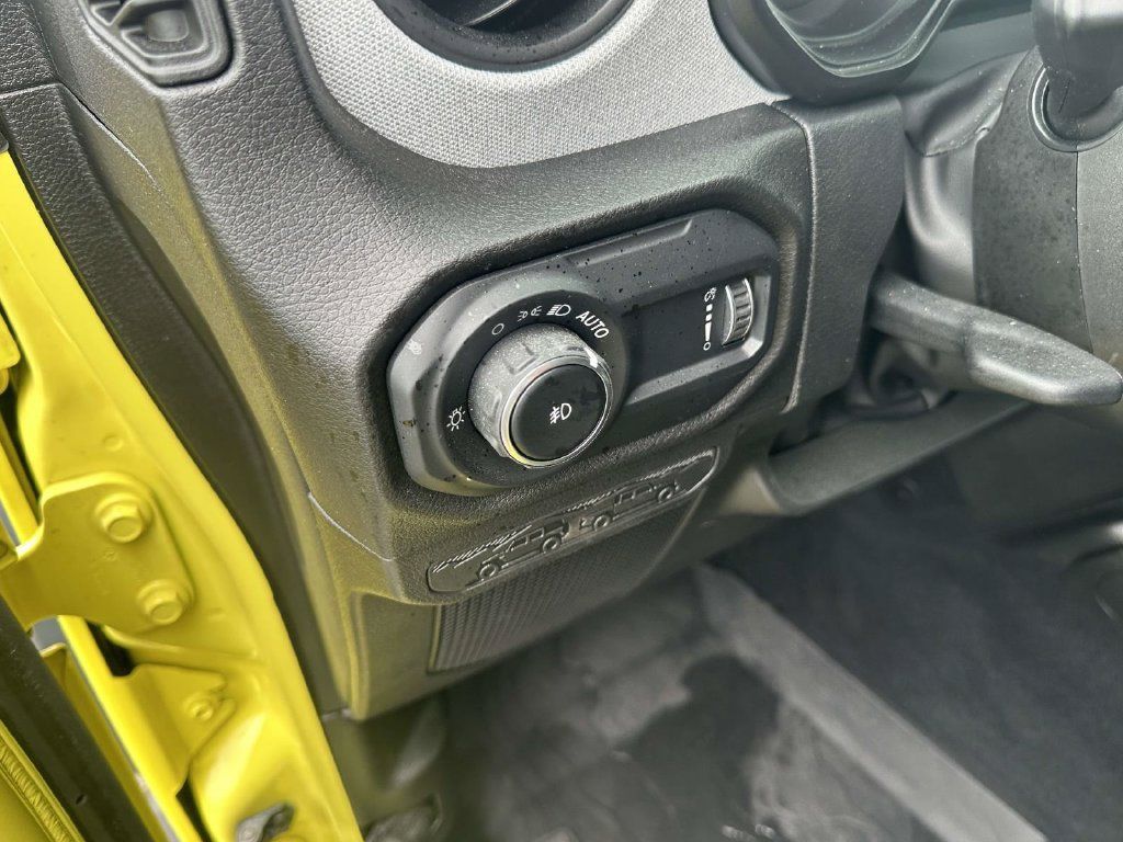 Used 2024 Jeep Wrangler Sport AWD/4WD image 19