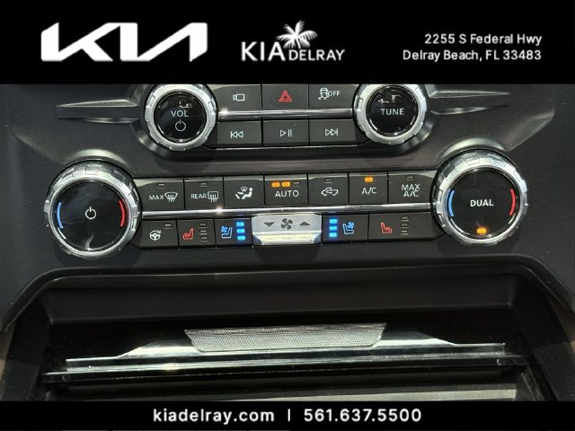 Used 2025 Ford F250 King Ranch w/ Chrome Package AWD/4WD image 24