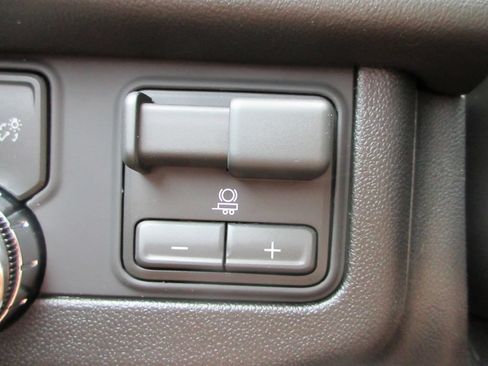 New 2026 GMC Yukon AT4 w/ AT4 Premium Plus Package AWD/4WD image 21