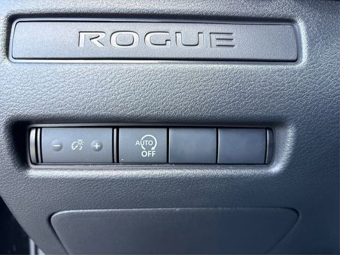 Certified 2025 Nissan Rogue S AWD/4WD image 33