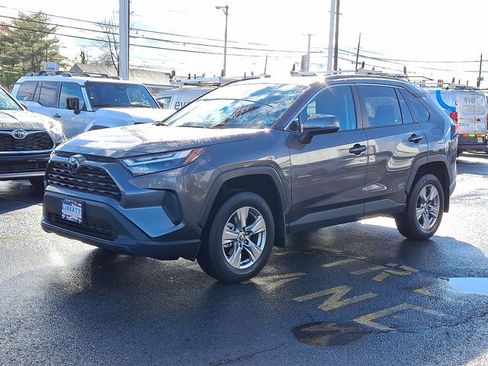 Used 2024 Toyota RAV4 XLE image 3