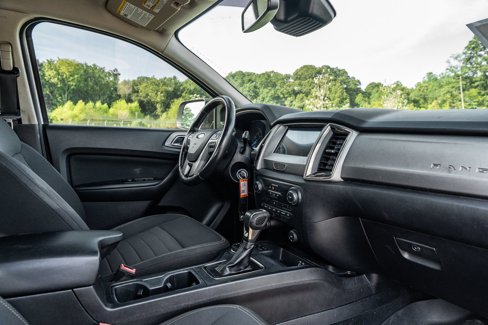 Used 2019 Ford Ranger XLT w/ Equipment Group 302A Luxury AWD/4WD image 12