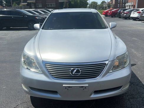Used 2007 Lexus LS 460 RWD image 2