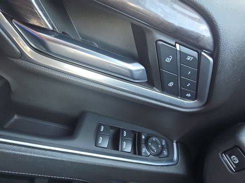 Used 2024 Chevrolet Silverado 1500 LTZ w/ LTZ Premium Package AWD/4WD image 17