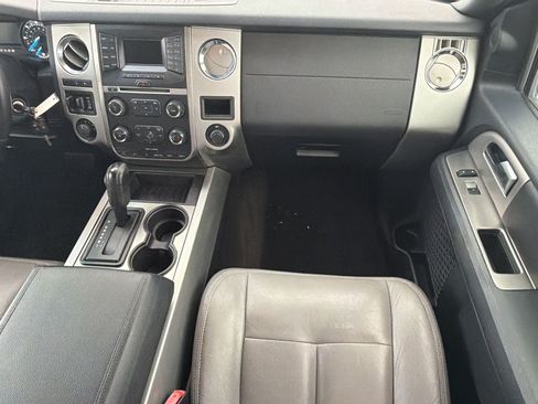 Used 2016 Ford Expedition XLT AWD/4WD image 27